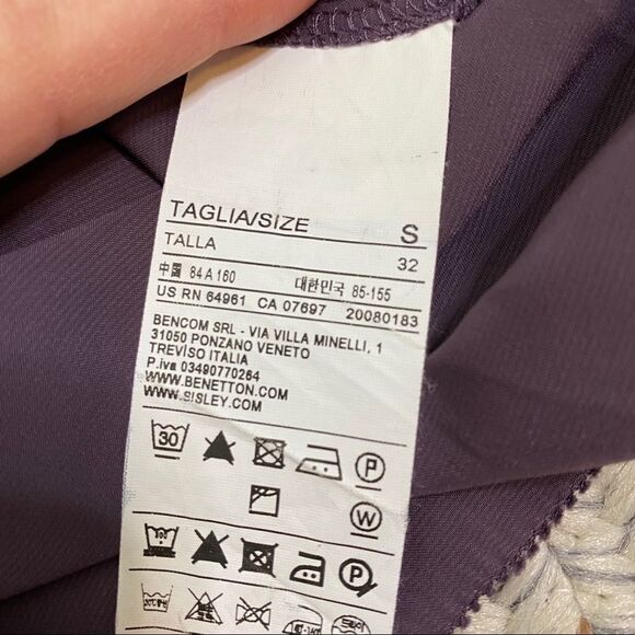 Sisley ruffle high neck sleeveless plum top size S - Picture 5 of 6